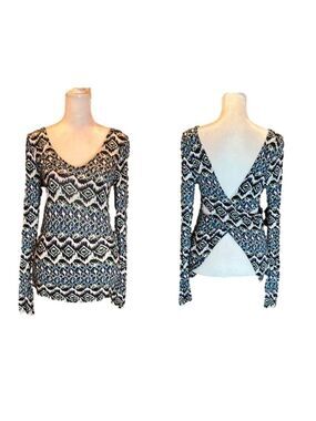KIRRA from Pacsun Fabulous w/ Sexy Back Cut-Outs Blue & Black Print Top Size M